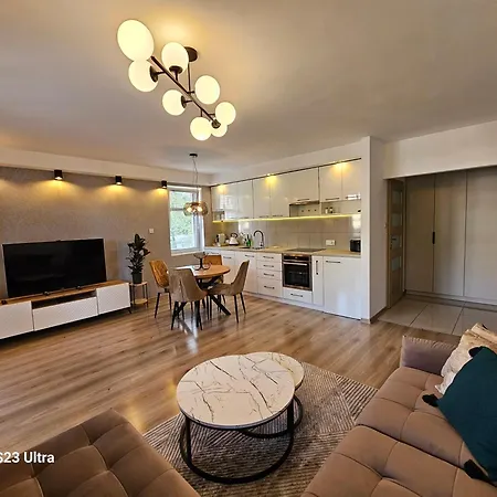 W Centrum Z Widokiem Na Jeziorko Кентшин