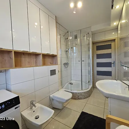 W Centrum Z Widokiem Na Jeziorko Апартаменты