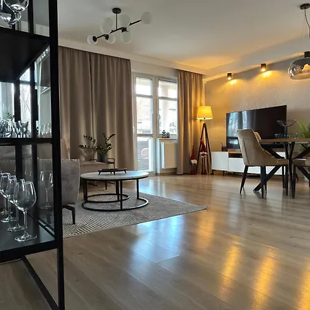 Διαμέρισμα W Centrum Z Widokiem Na Jeziorko *